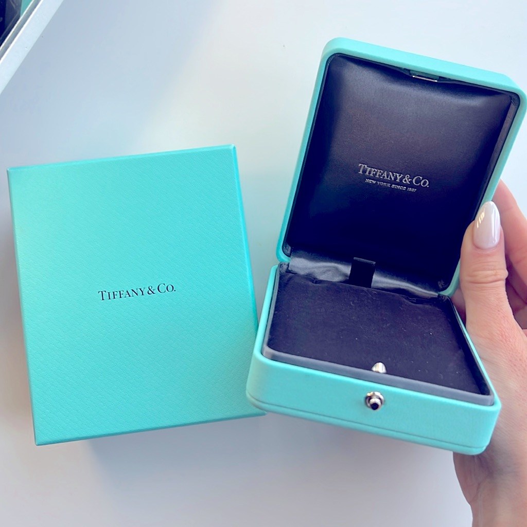 Tiffany  Co Necklace Storage Presentation Box In Blue Leather Lux Authentic